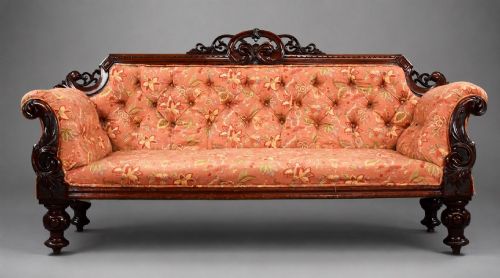 VICTORIAN MAHOGANY SETTEE