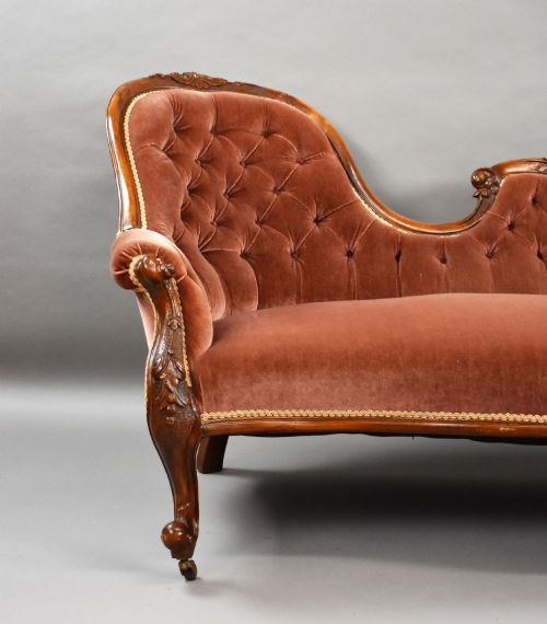 VICTORIAN CARVED WALNUT CHAISE LONGUE SETTEE - ADDITIONAL PHOTO 2