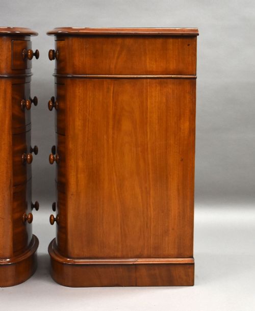 PAIR OF VICTORIAN MAHOGANY BEDSIDE CHESTS - ADDITIONAL PHOTO 11