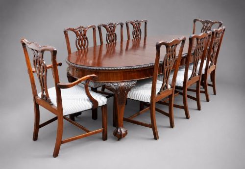 Edwardian Mahogany Extending Dining Table & 12 Chairs