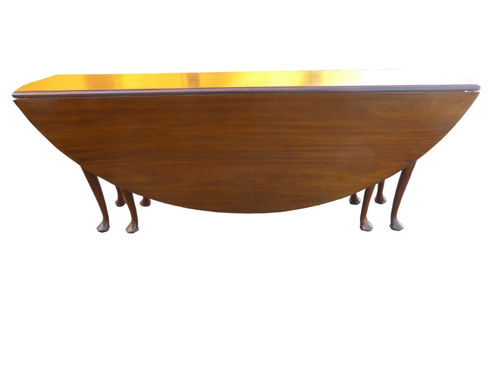 Large Mahogany Wakes Table 