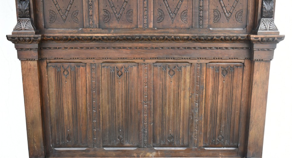 17th Century Elizabethan Carved Oak Four Poster Bed View IV