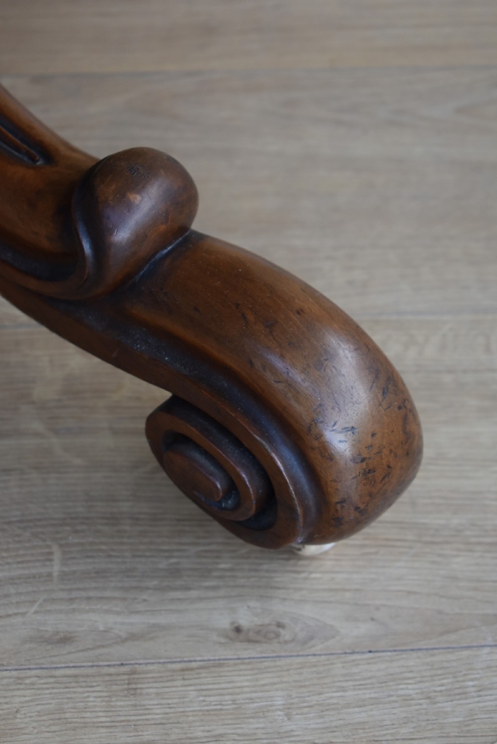 Victorian Burr Walnut Inlaid Centre Table View VI