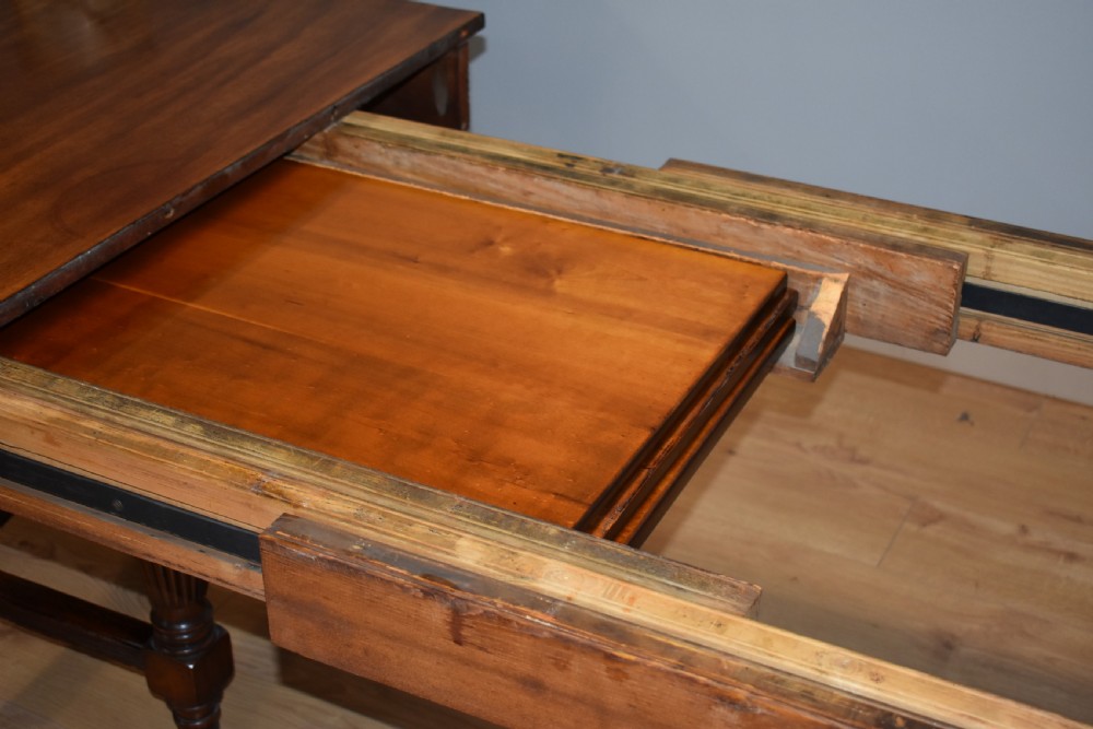 Late Victorian Mahogany Banquet Table View XVI