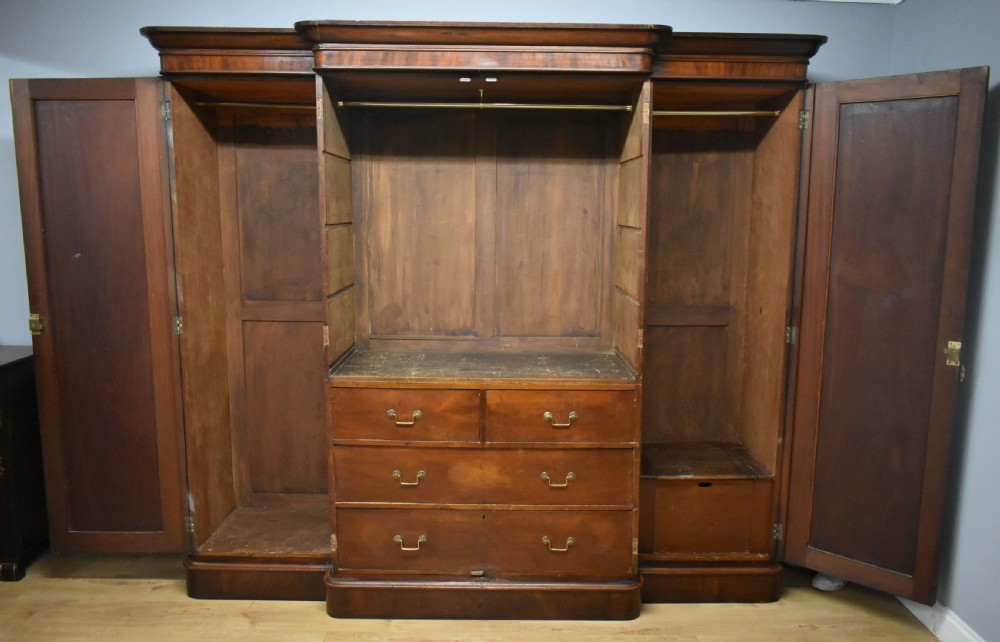19th Century Victorian Mahogany Four Door Breakfront Wardrobe View IV