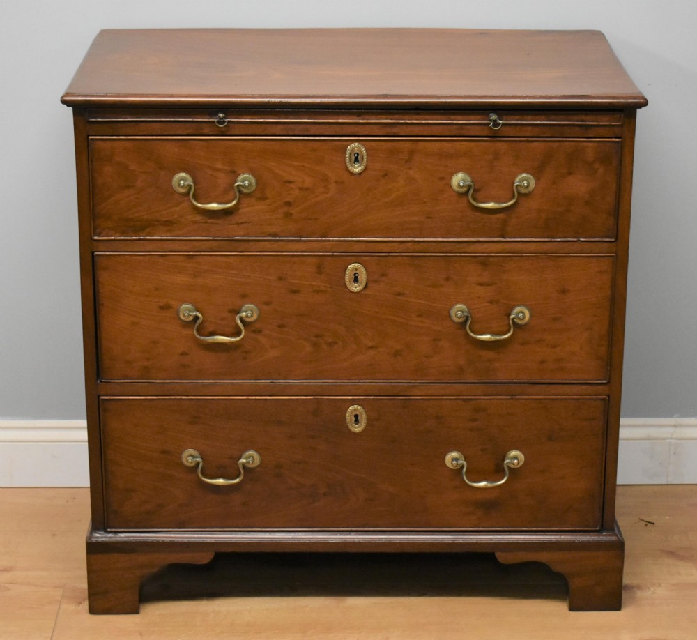 Regency Mahogany Chest with brushing slide