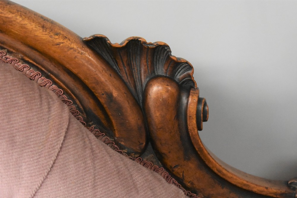 Victorian Walnut chaise longue View VI