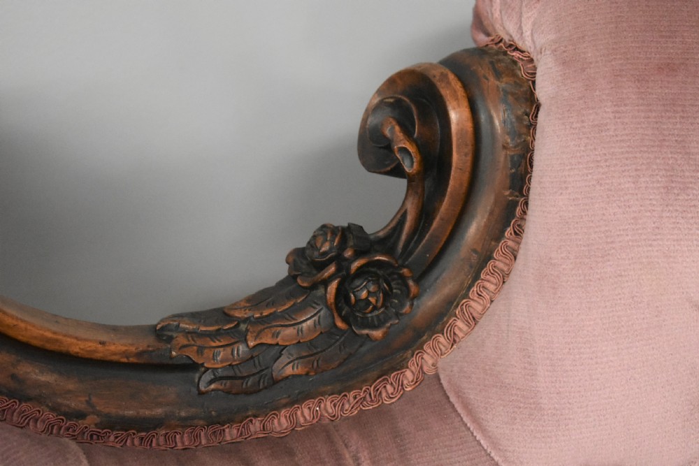 Victorian Walnut chaise longue View VII