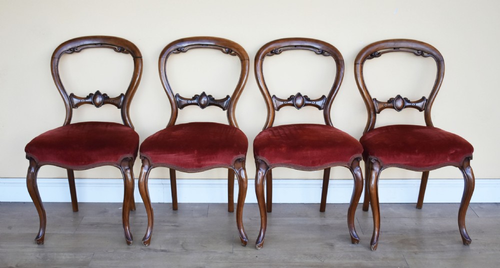 Set of 4 Victorian Walnut Dining Chairs