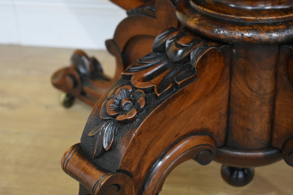 19th Century Victorian Walnut & Marquetry Dining Table View XII