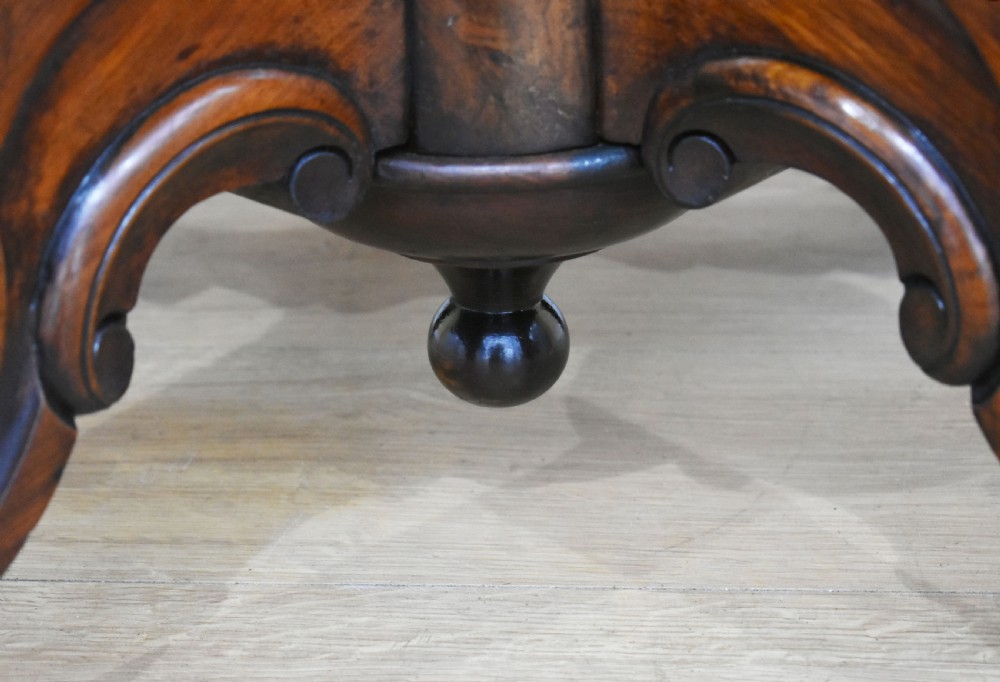 19th Century Victorian Walnut & Marquetry Dining Table View XIV