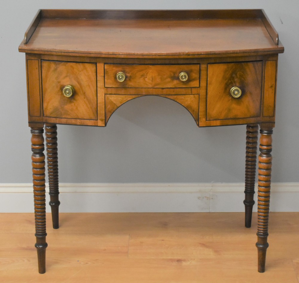 Regency Mahogany Bow front Side Table