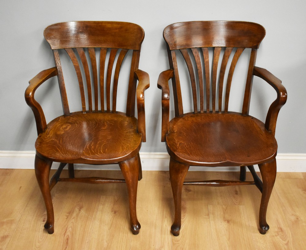 Pair of Edwardian Solid Oak Desk Chairs by T. Oliver, Torquay View II