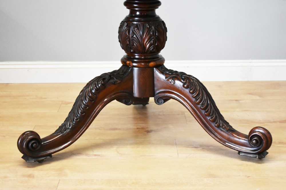 Early Victorian Rosewood Circular Dining Table View III