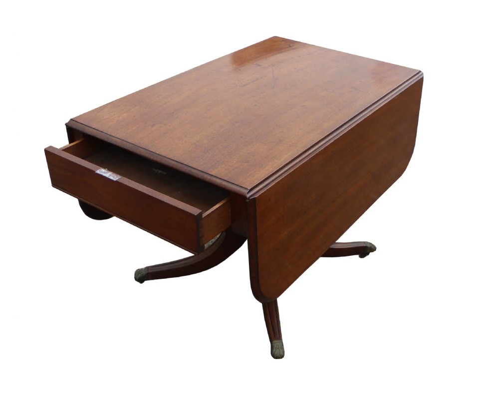 19th Century George III Mahogany Supper Table View V