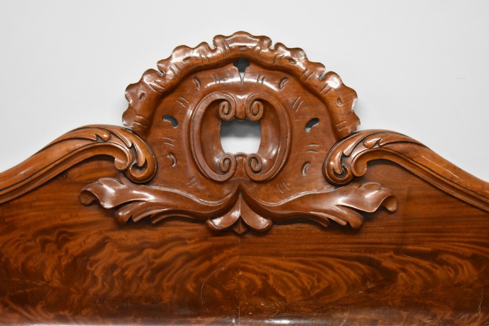 19th Century Victorian Figured Mahogany Pedestal Sideboard View VII
