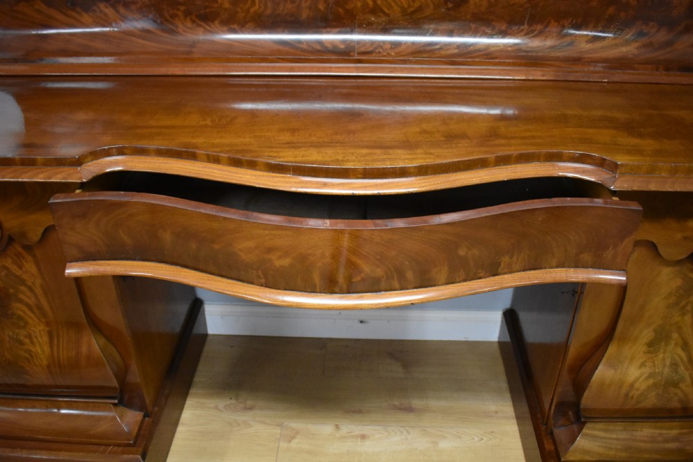 19th Century Victorian Figured Mahogany Pedestal Sideboard View IX