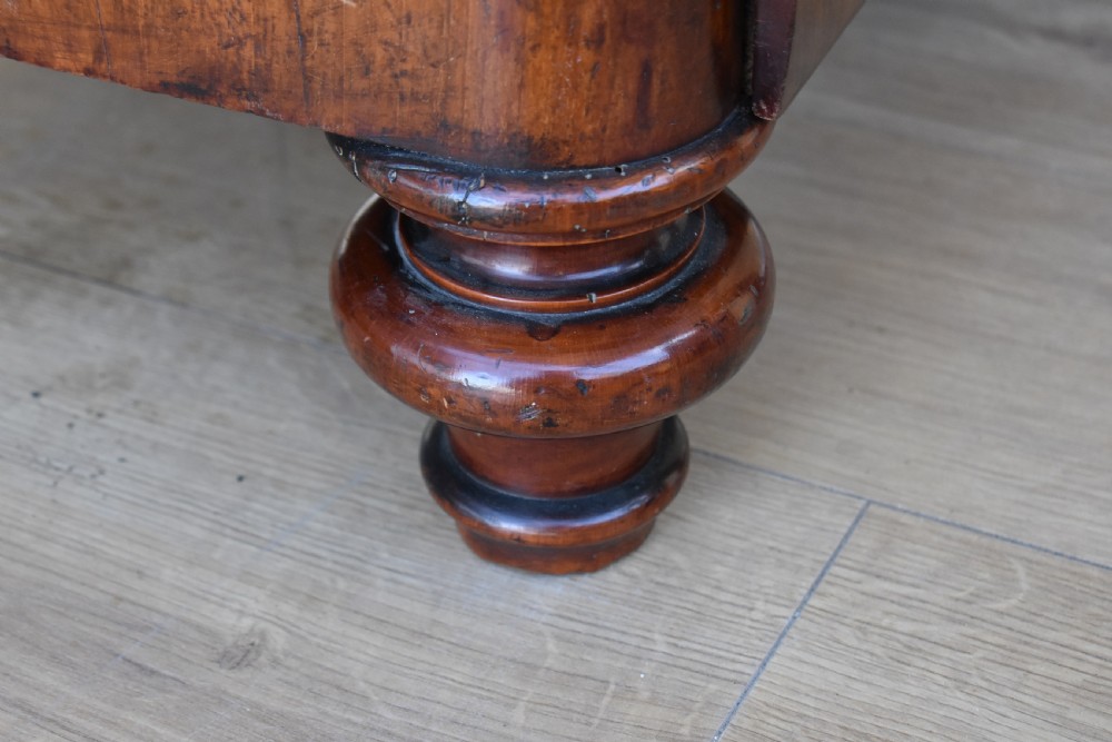 19th Century Beidermeir Walnut Chest of Drawers View VII