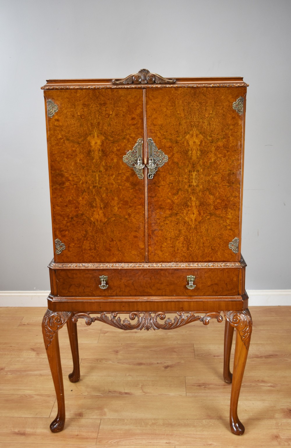 20th Century Queen Anne Style Burr Walnut Cocktail Cabinet View III