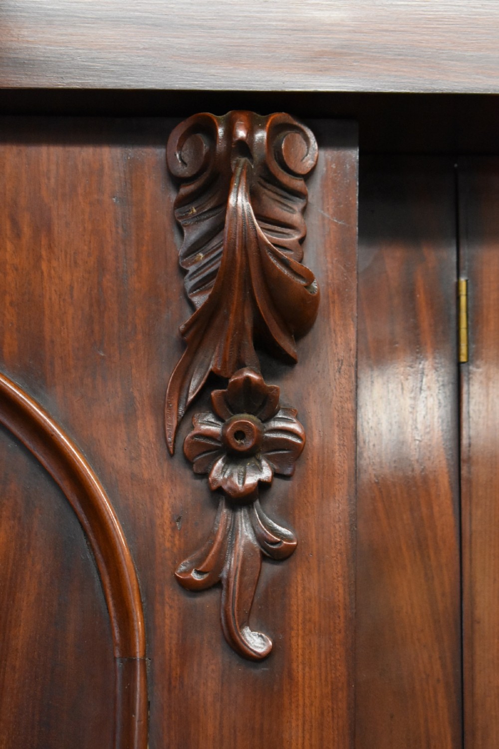 19th Century Victorian Mahogany Breakfront Triple Wardrobe View VII