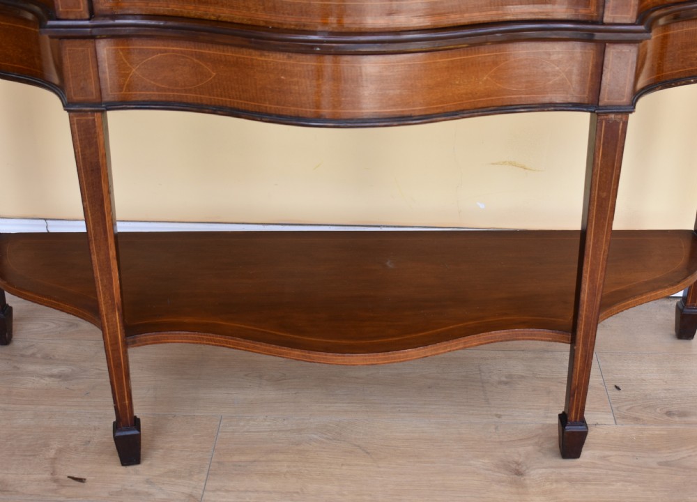 20th Century Edwardian Mahogany Inlaid Serpentine Display Cabinet View VI