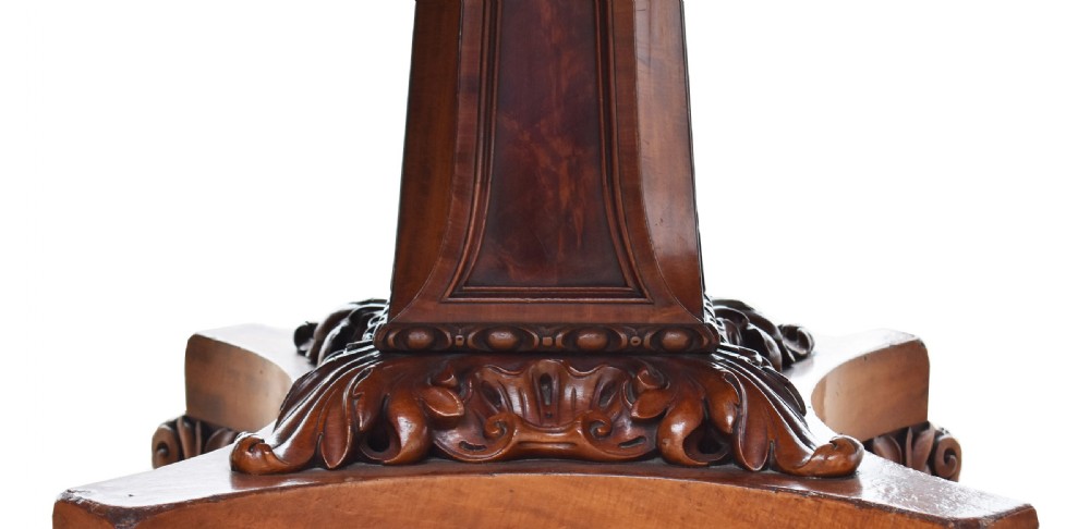19th Century Victorian Mahogany Extending Dining Table  View V