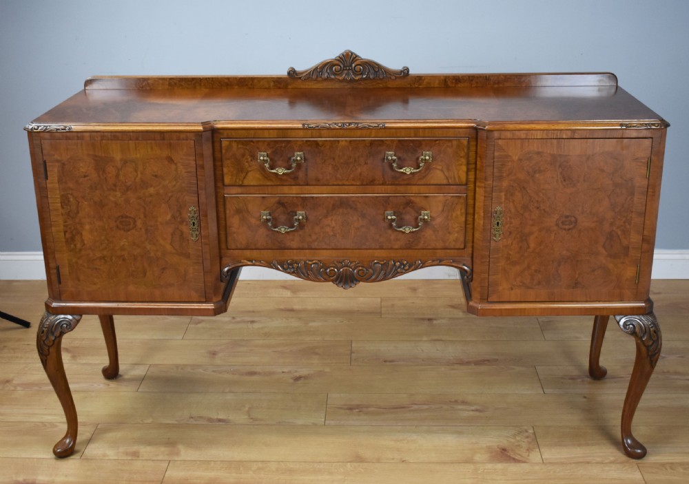 20th Century Queen Anne Style Burr Walnut Dining Suite View IV