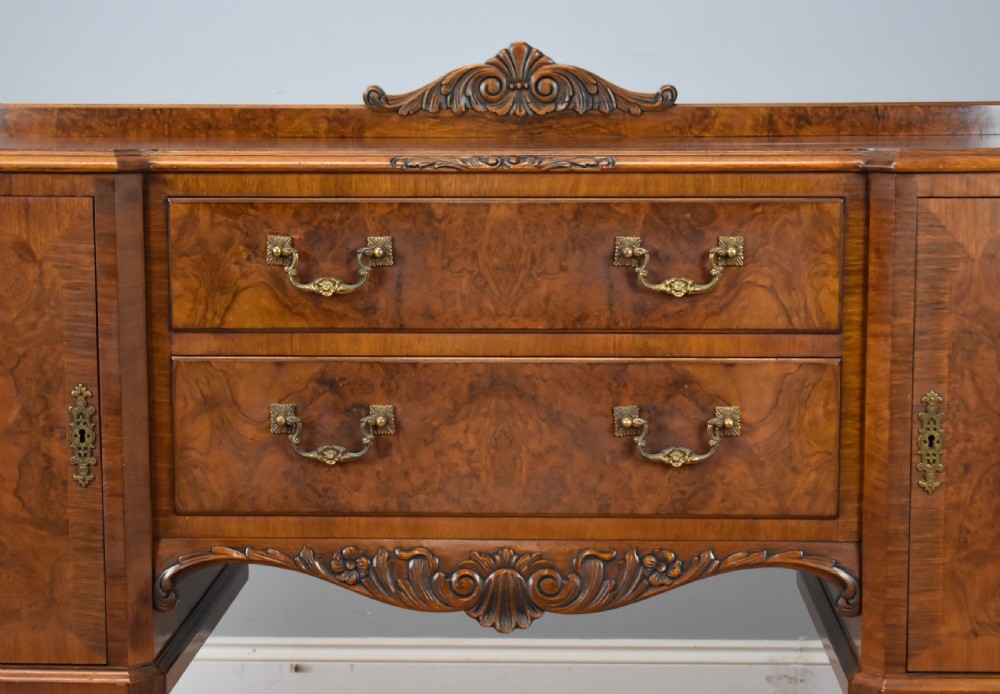 20th Century Queen Anne Style Burr Walnut Dining Suite View V