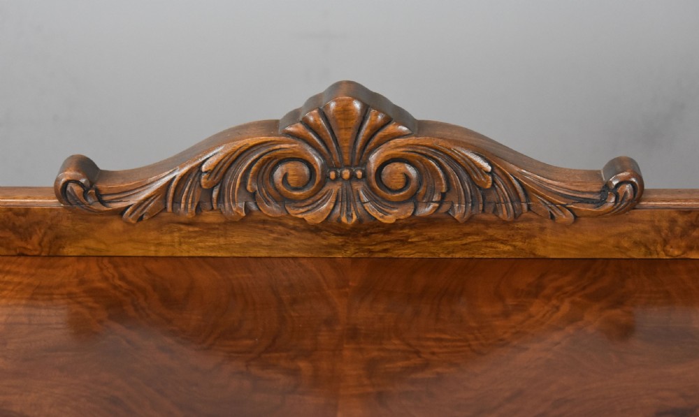 20th Century Queen Anne Style Burr Walnut Dining Suite View VII