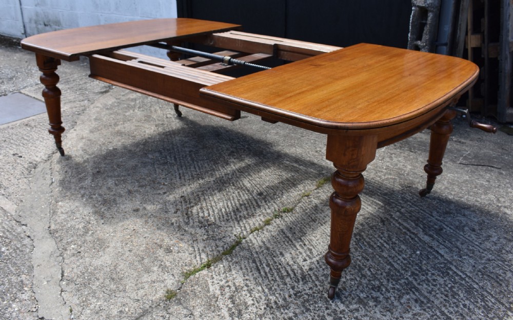 19th Century Victorian Oak Extending Dining Table  View VI