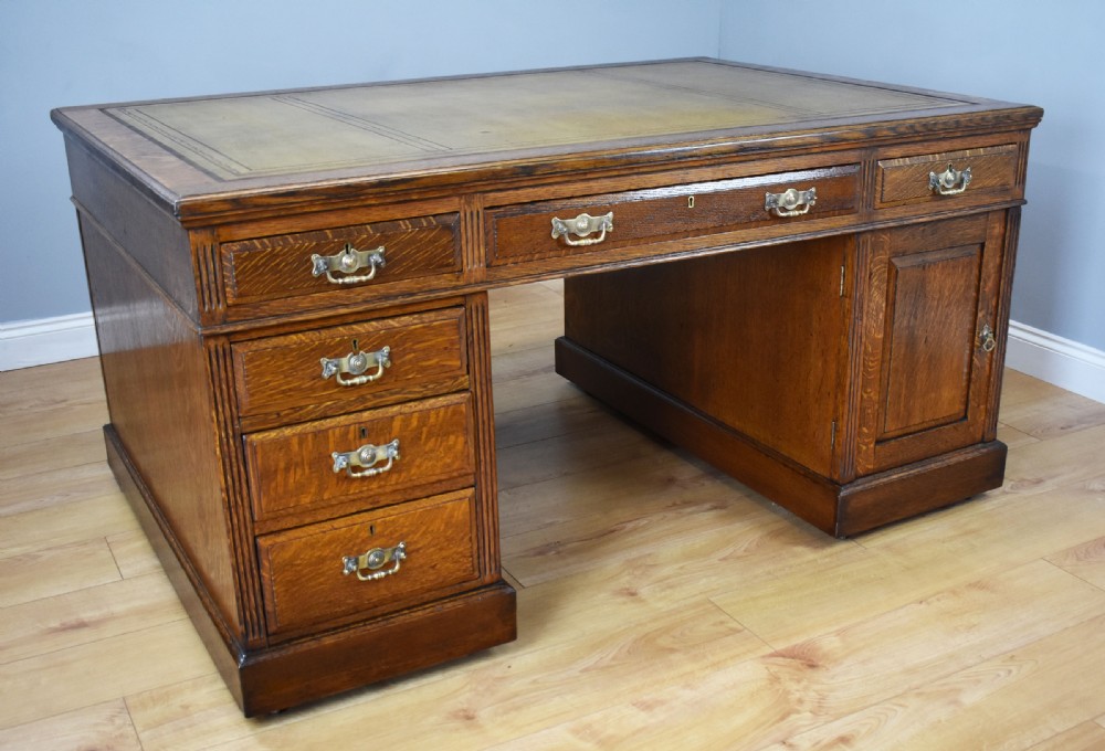 Victorian Oak Partners Desk View VII