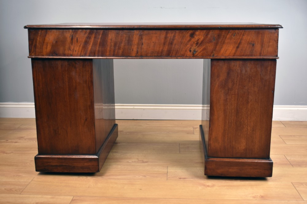19th Century Victorian Mahogany Pedestal Desk  View VIII
