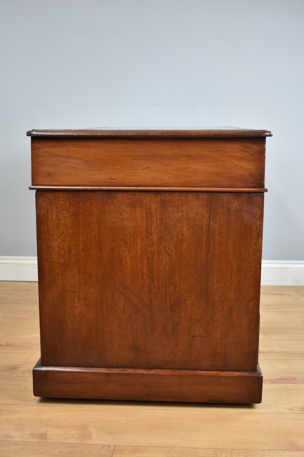 19th Century Victorian Mahogany Pedestal Desk  View IX
