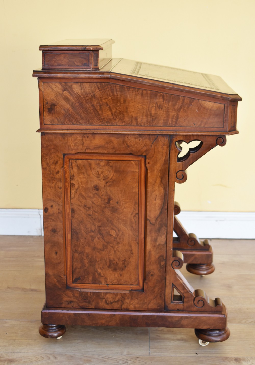 Victorian Burr Walnut Davenport View II