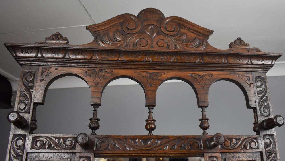 19th Century Carved Oak Flemish Style Hall stand View IV