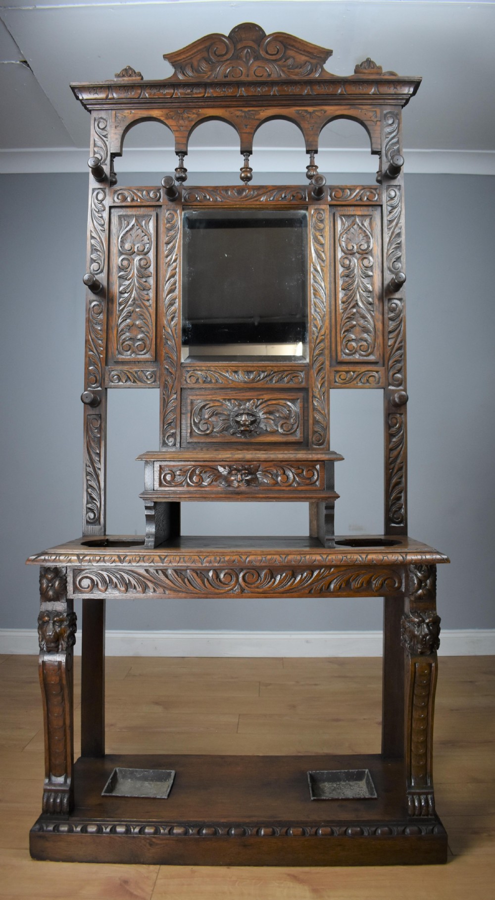 19th Century Carved Oak Flemish Style Hall stand View XIII