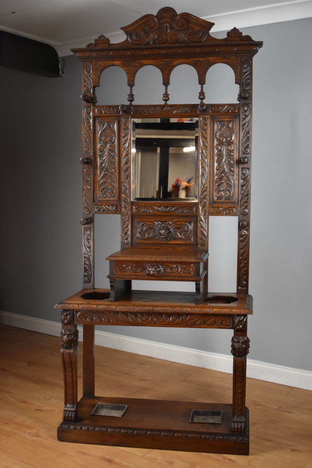 19th Century Carved Oak Flemish Style Hall stand View XXIV