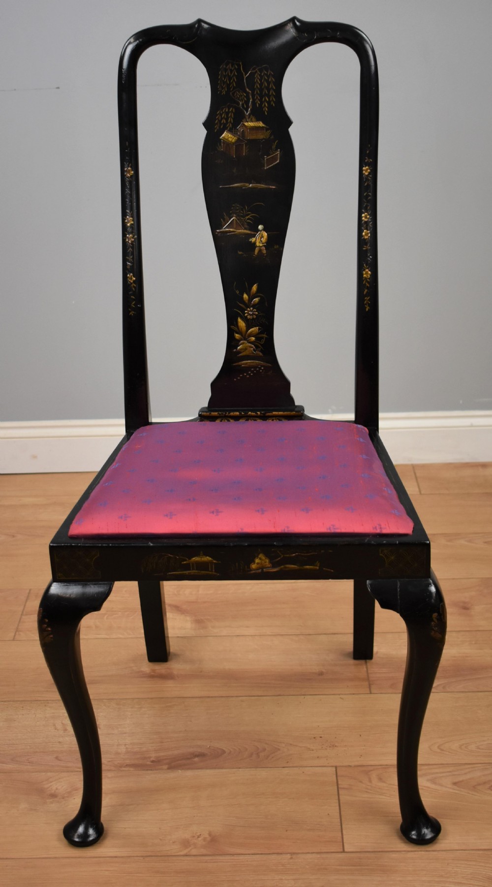 Early 20th Century set four Queen Anne Style Chinoiserie chairs View VI