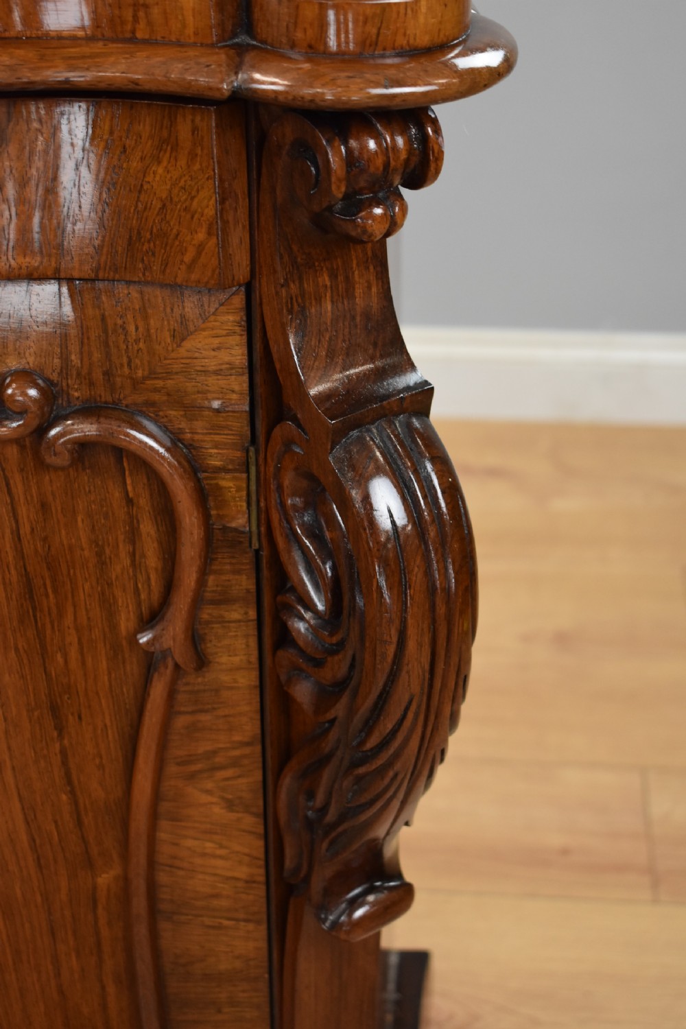 Victorian Rosewood Serpentine Chiffonier View VIII