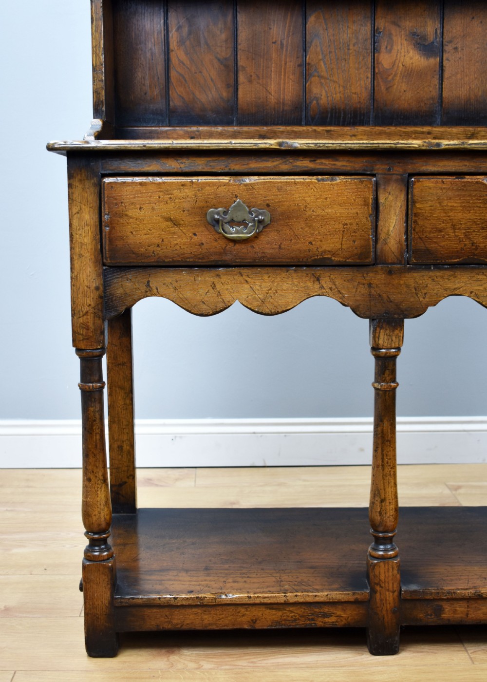 Ipswich Oak Dresser View V