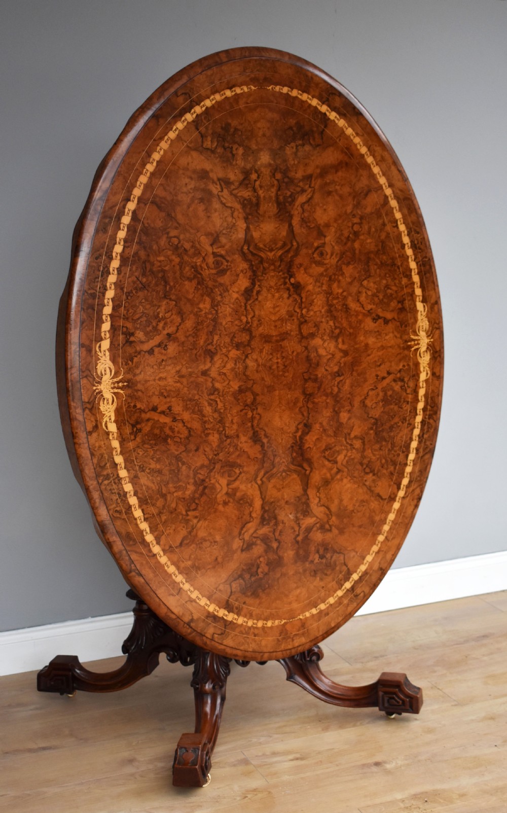 Victorian Burr Walnut Inlaid Breakfast Table 