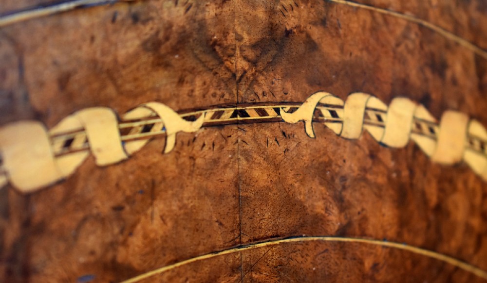 Victorian Burr Walnut Inlaid Breakfast Table  View IX