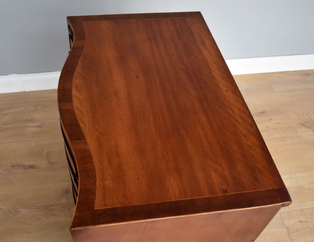 Antique Mahogany Serpentine Chest of Drawers View VII