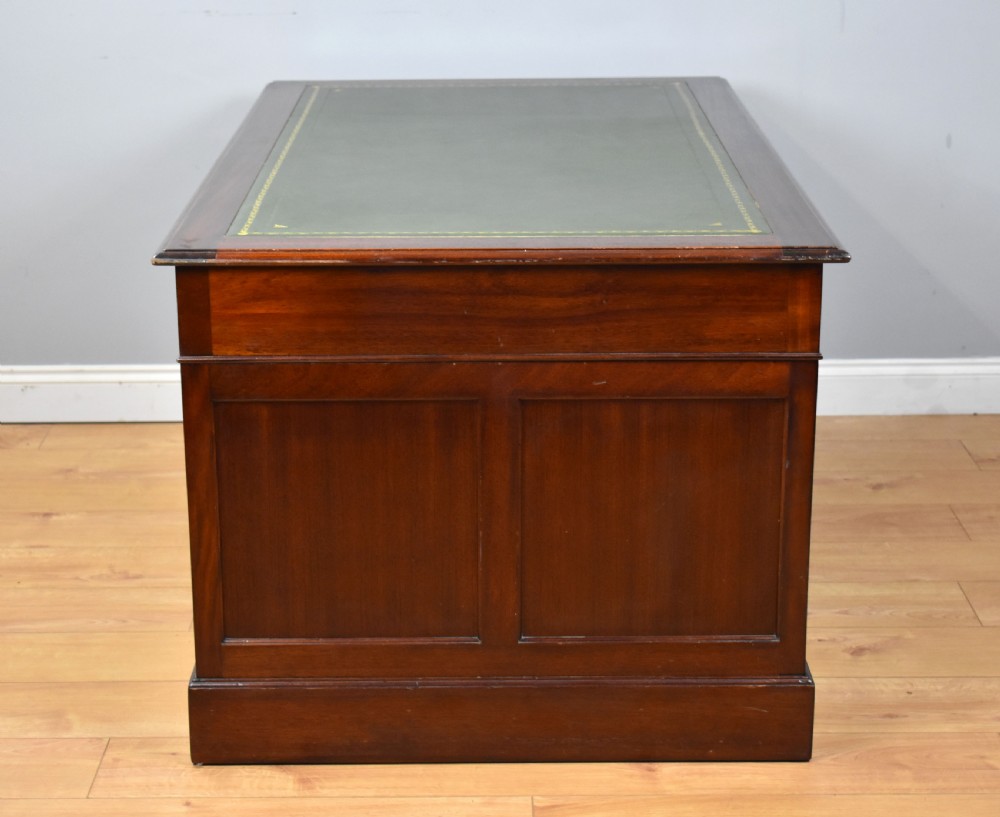Early 20th Century Mahogany Pedestal Desk View V