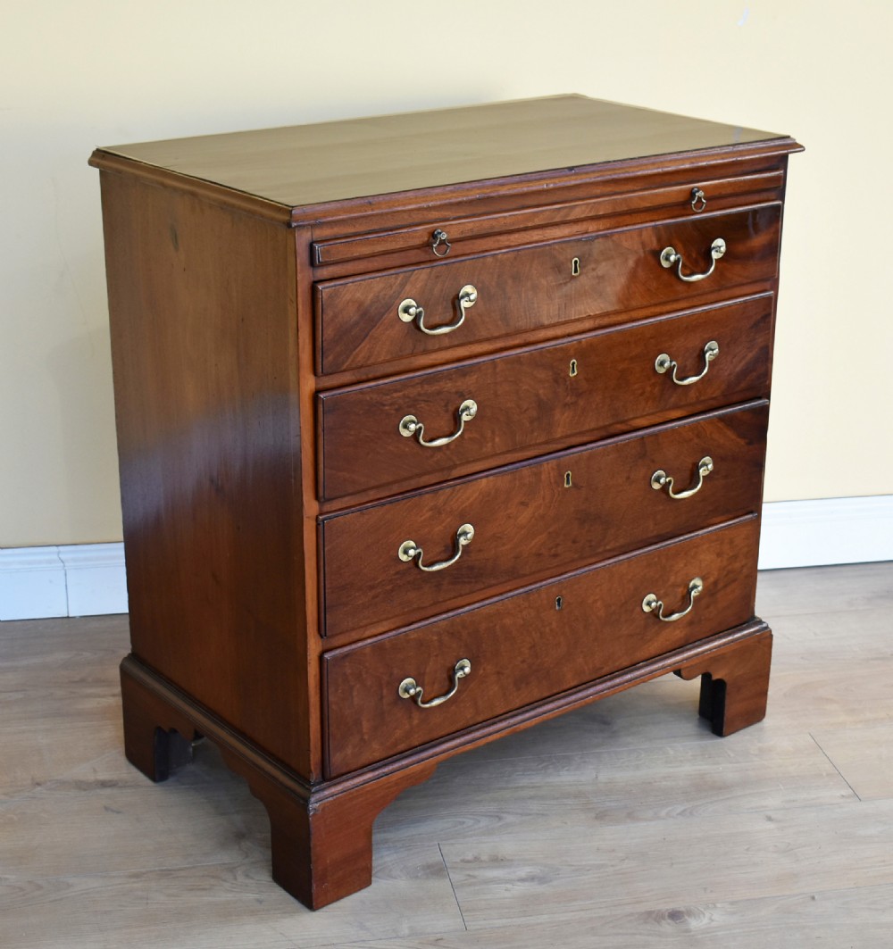 George III Mahogany Chest of Drawers