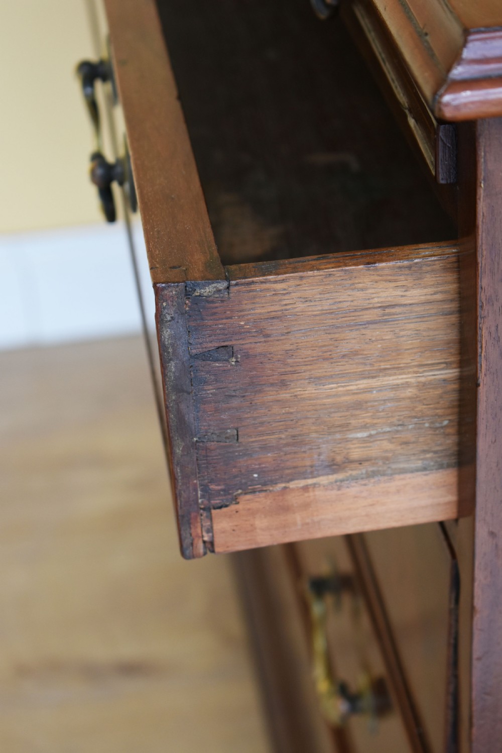 George III Mahogany Chest of Drawers View VIII