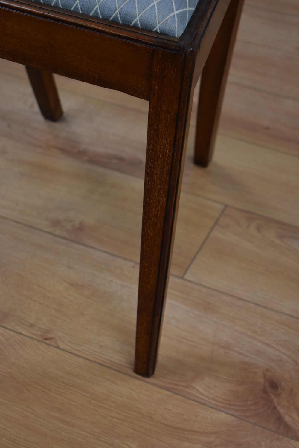 Set 20th Century Mahogany Dining chairs View VI
