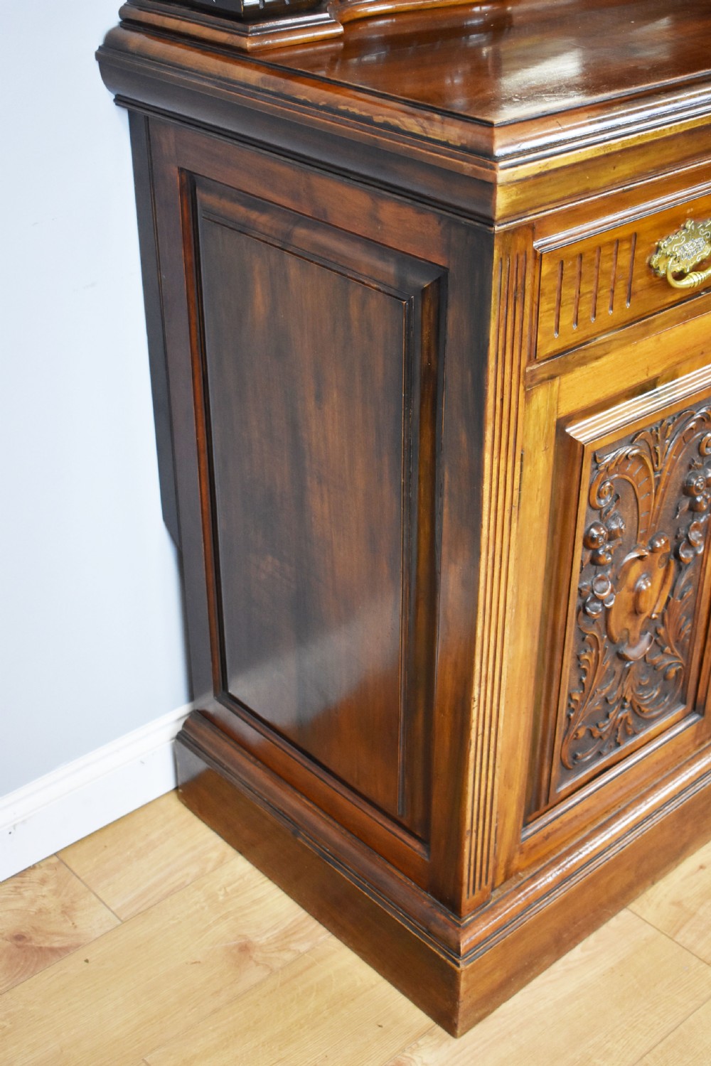 Victorian Walnut Mirror Back Sideboard View XIII