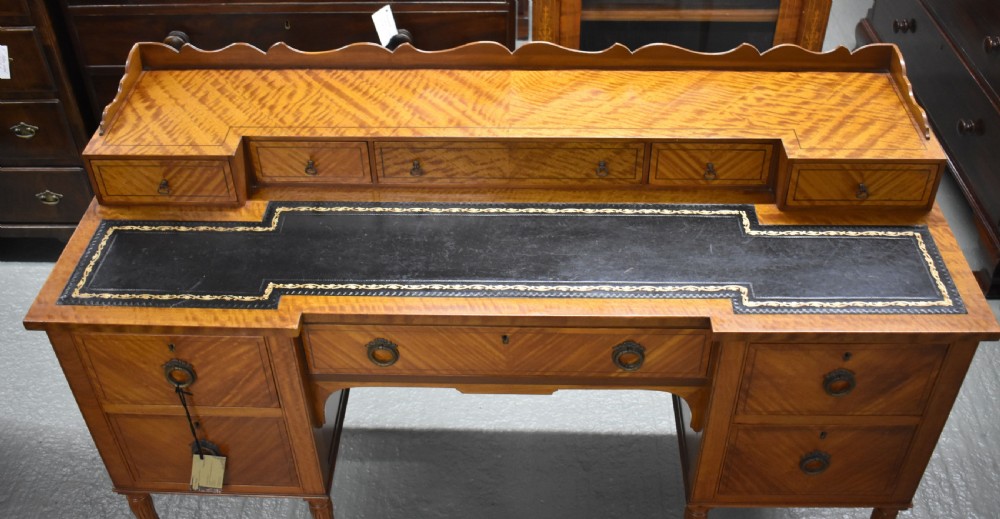Edwardian Satinwood Carlton House Desk View II