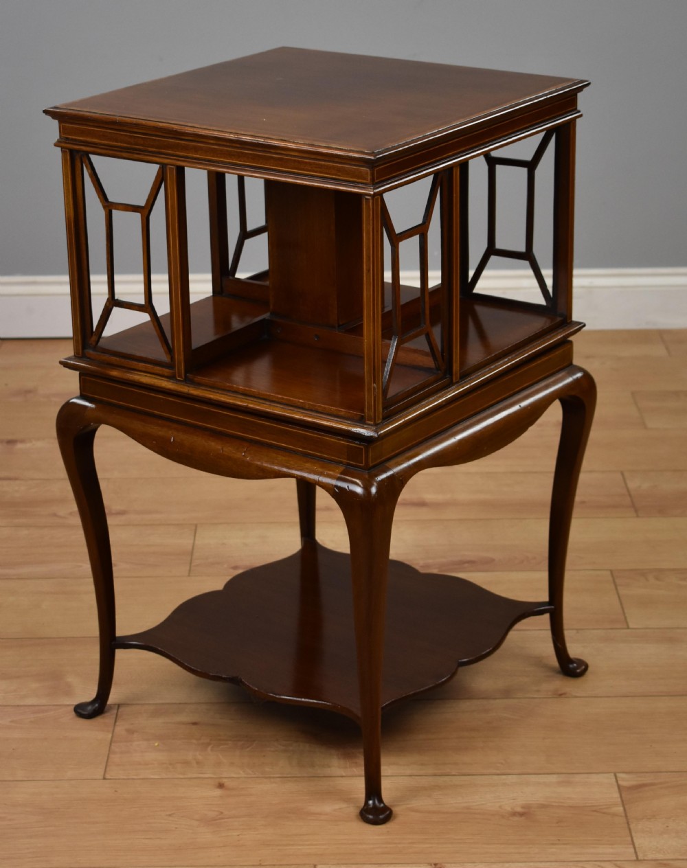 Edwardian Mahogany Revolving Bookstand